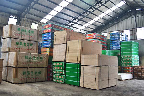 茄子APP懂你下载官网品牌茄子视频黄在线观看仓库一角